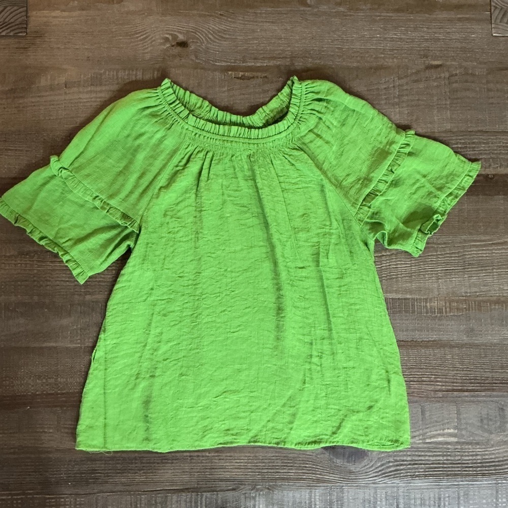 Nanette Lepore Woman’s Ruffle Sleeve Green Blouse Medium